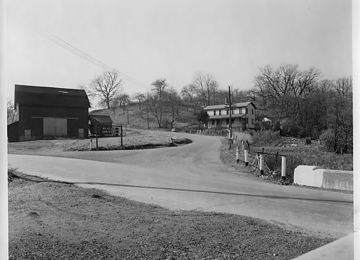 Old Washington Road And Mclaughlin Run Road